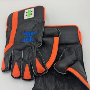 Graynicolls Cricket Keeping Gloves