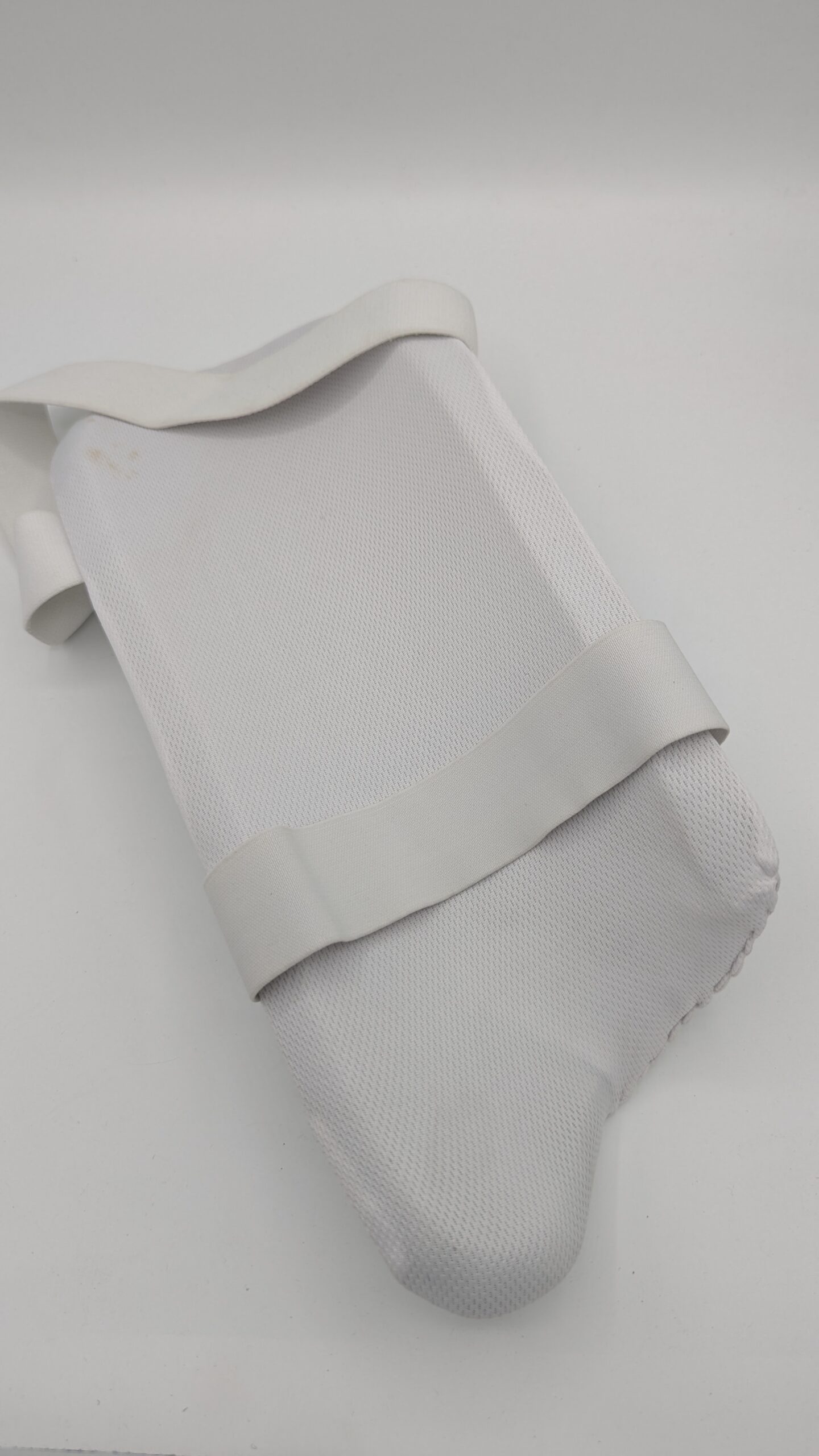 Graynicolls Cricket Thai Guard - Image 2